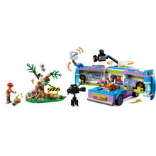 Load image into Gallery viewer, LEGO Newsroom Van Set 41749
